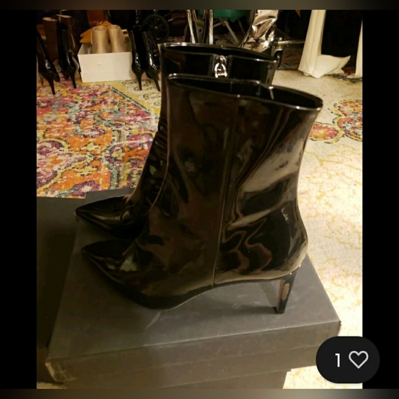 THEORY BLACK PATENT LEATHER BOOTIE NIB SIZE 10 MADE IN ITALY VERY RIGHT … - Picture 4 of 5